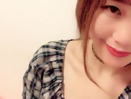 小隔路子ada主播照片