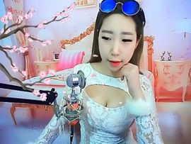 秀妍babay主播照片
