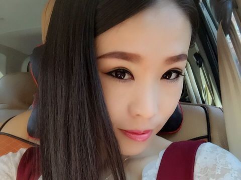 得儿B鹤海报