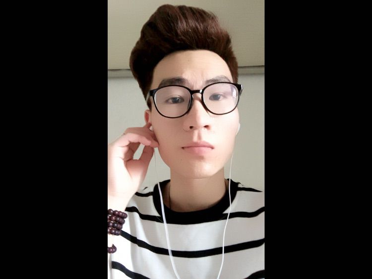 求升级咯主播照片