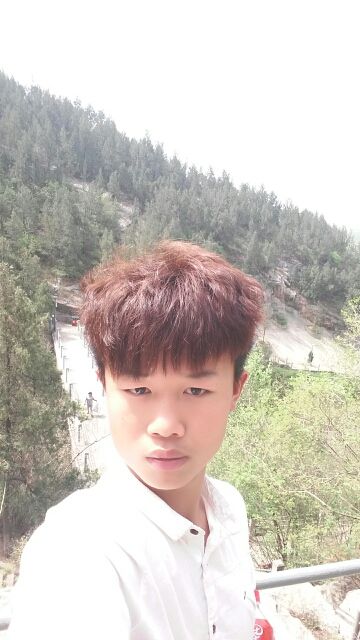 风儿阵阵吹!的主播照片