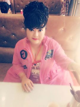 ♋吃土中的潘潘♋主播照片