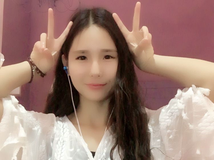 冰激淋味的巧克力的主播照片