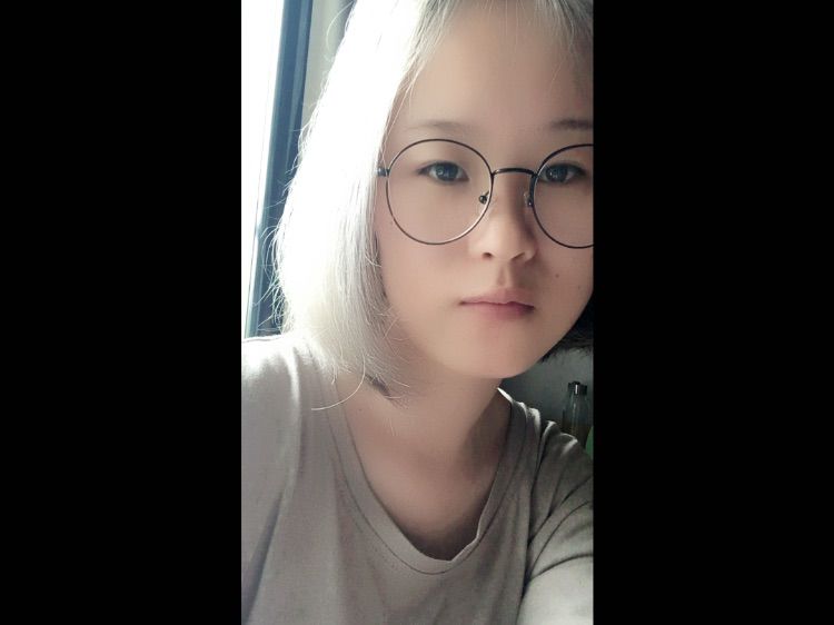 Autourdemo的主播照片