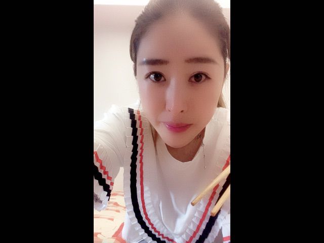 小衣兜的主播照片