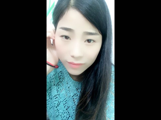 芳华芳芳主播照片