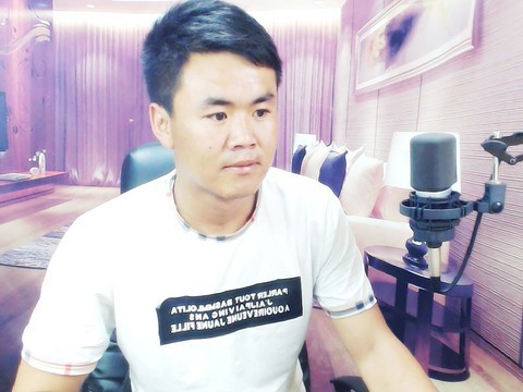 ME小胖哥海报
