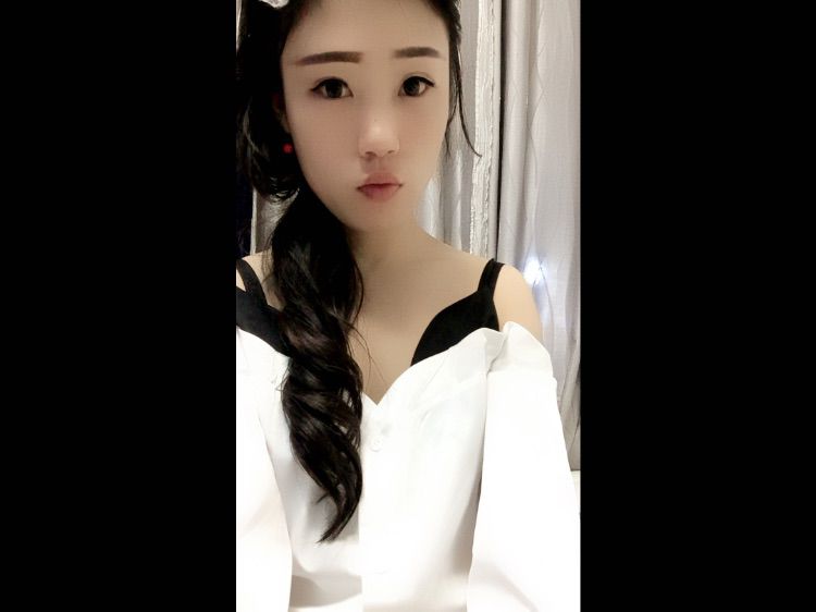 小👀妖精💗瑶宝的主播照片