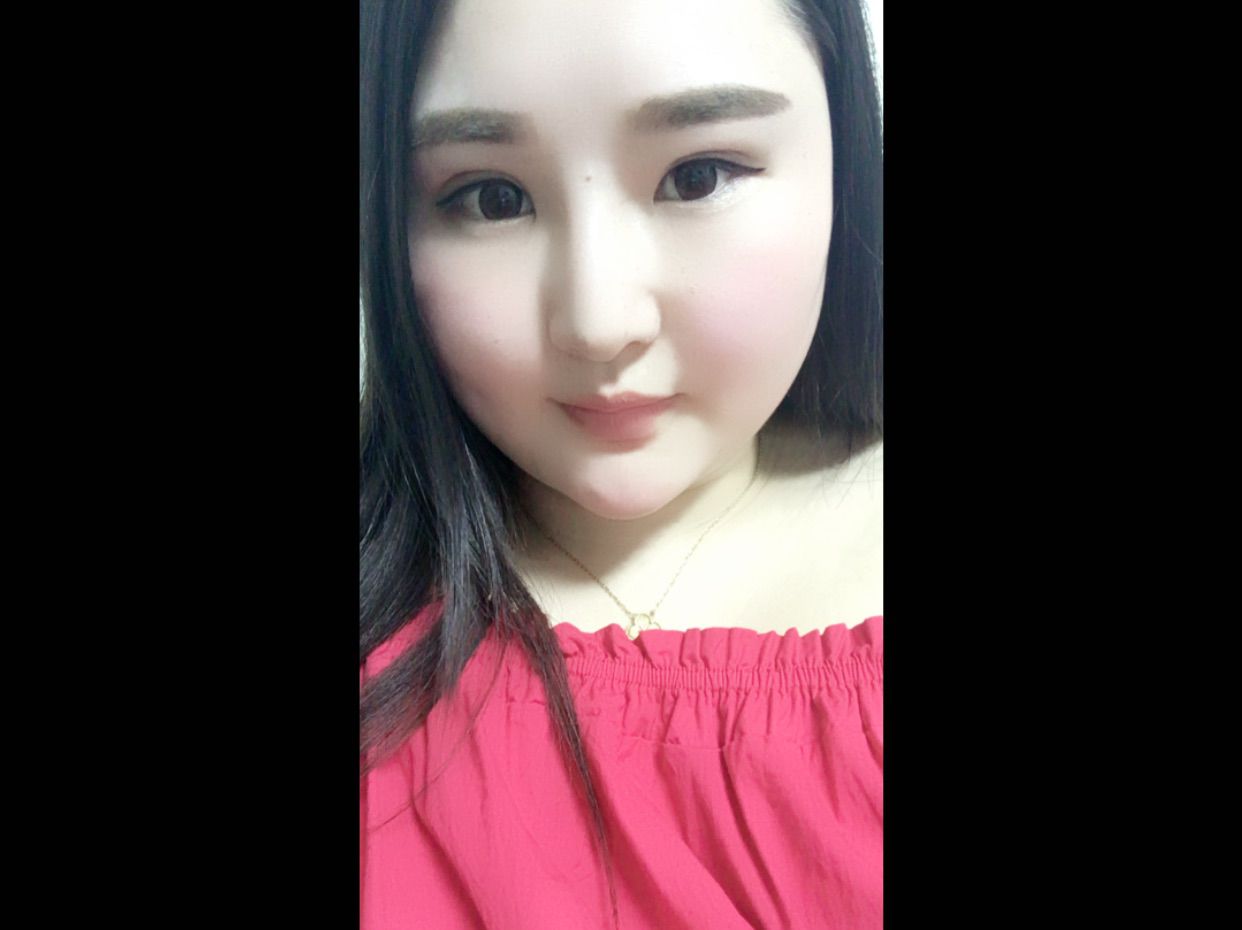 女王大人👑的主播照片