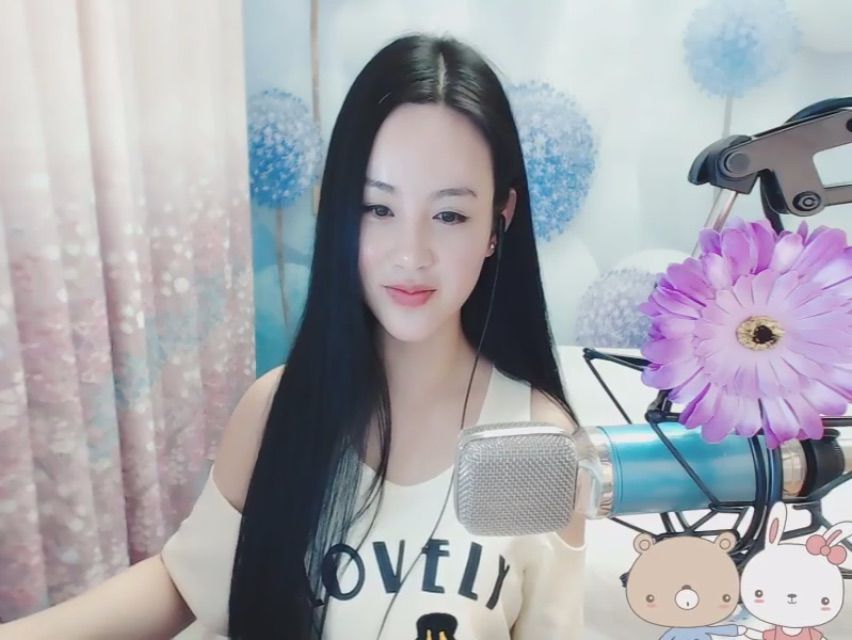 微信小梁哥的主播照片