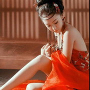 格格💍海报
