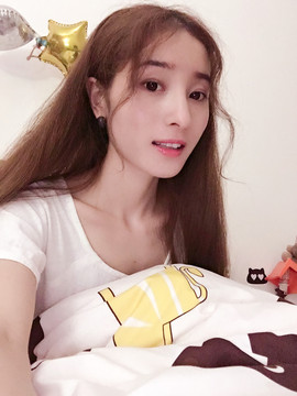 Dior-NANA主播照片