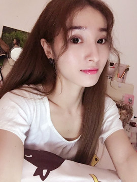 Dior-NANA主播照片