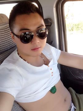 MC博涛主播照片