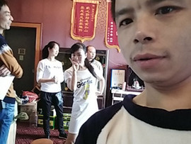 主播有狐臭主播照片