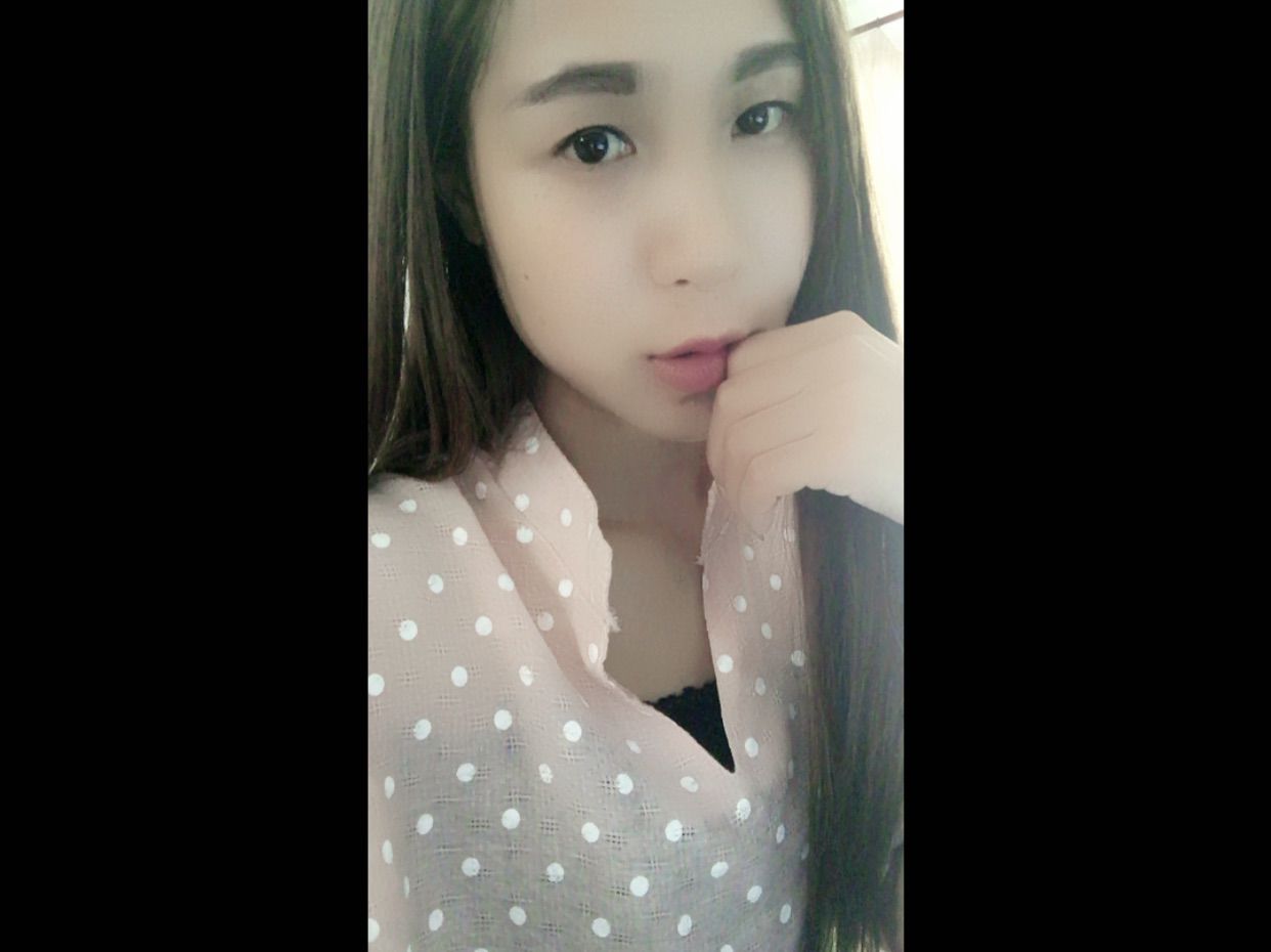 Daturaㄟ萱主播照片