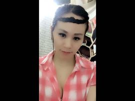 小村姑-夏天主播照片