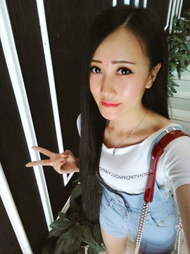 雨儿。谁庝谁宠主播照片