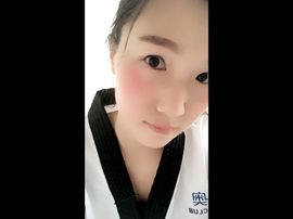 回眸一笑百媚生之妖妖主播照片