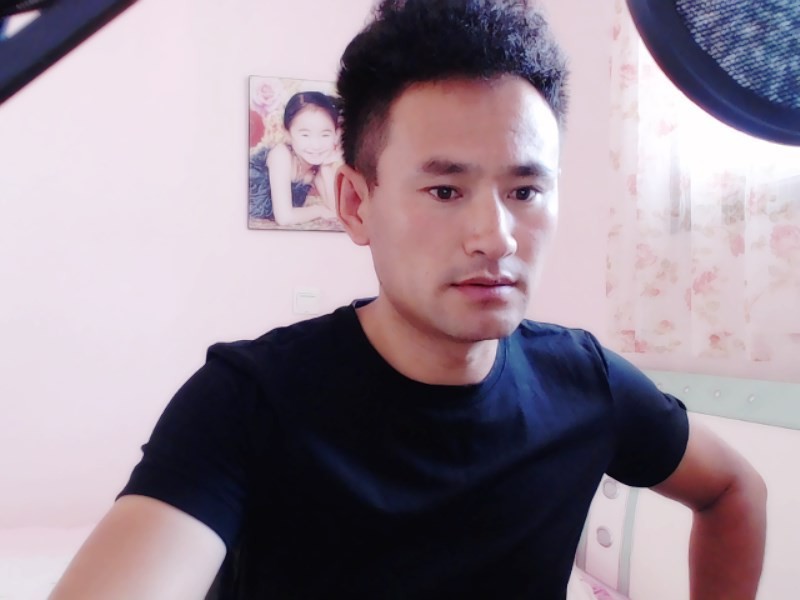 ~唱的不如说的好~的主播海报