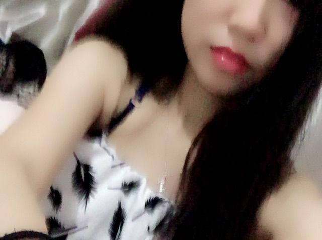 hl闪闪惹人爱❤️的主播照片
