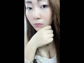 郎秀秀主播照片