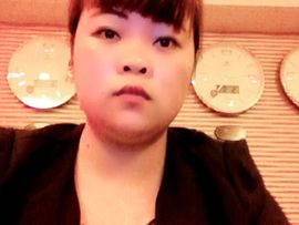 任性的小胖妞主播照片