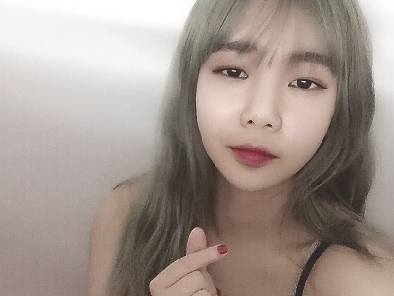 小太阳_☀️的主播海报