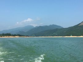 宋城直播间主播照片