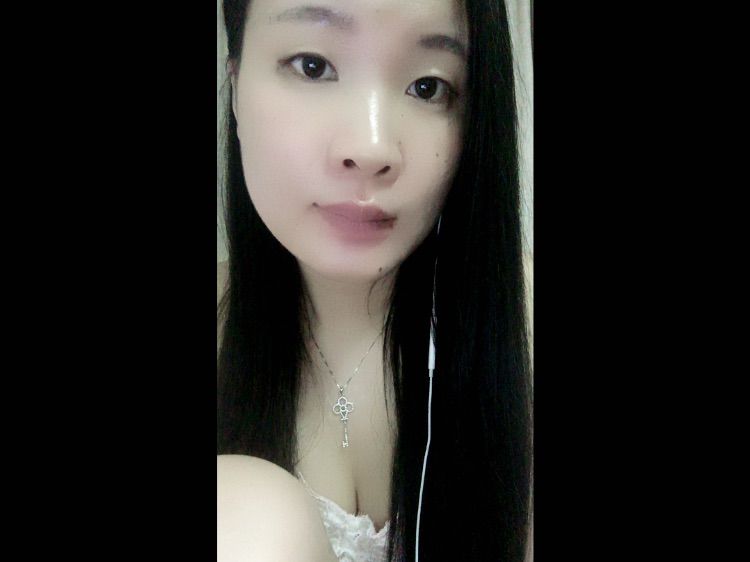唯七灬晓七主播照片