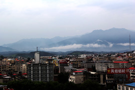 郑家平主播照片