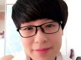 💋红唇爱上香烟主播照片