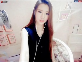 风中的风铃主播照片