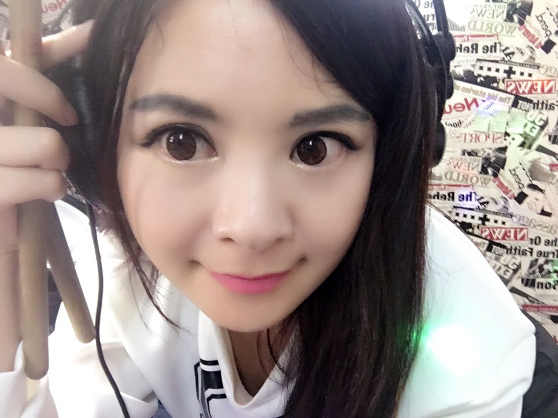 ♬梦想♬☞鼓手琳琳的主播照片