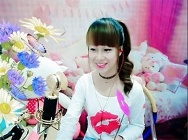 呼呼的小宝主播照片