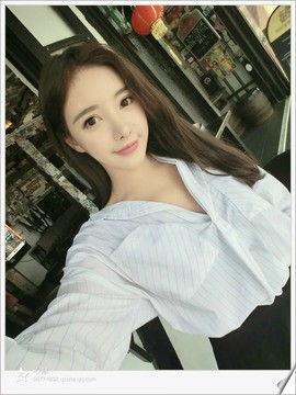 风中的风铃主播照片