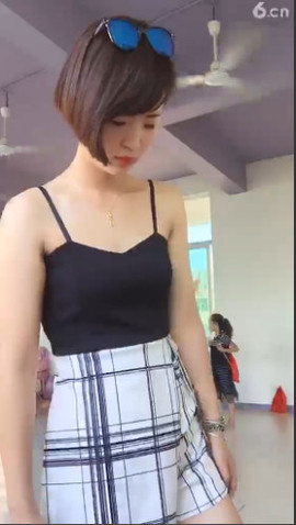 伊人不见主播照片