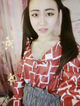 .奕露西￥唱歌.主播照片