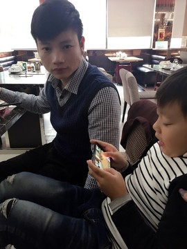 昵称违规，请重新修改主播照片