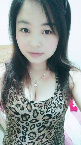 蚀骨💕冷美人主播照片