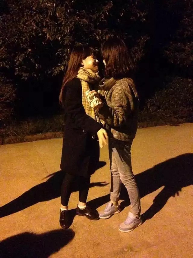 风中的风铃的图片