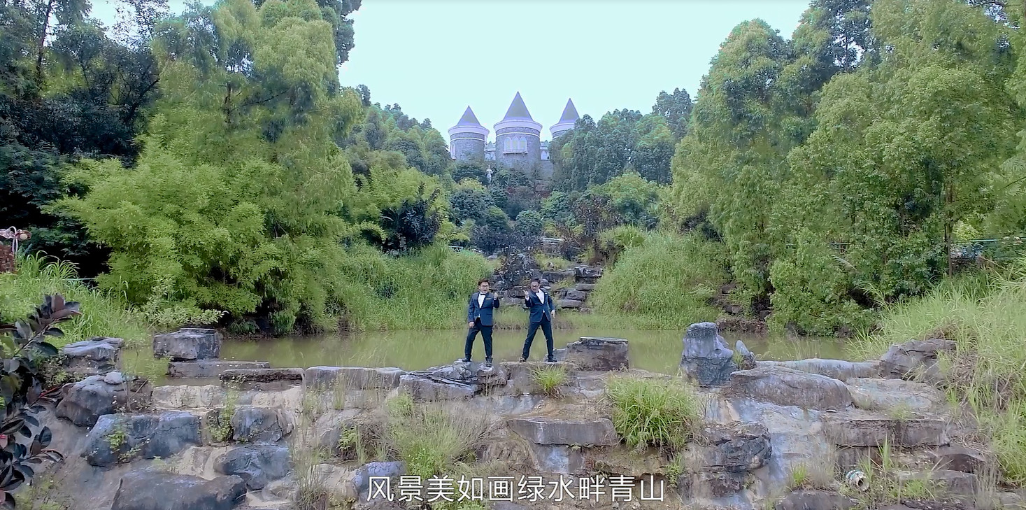 明歌知钦的主播照片