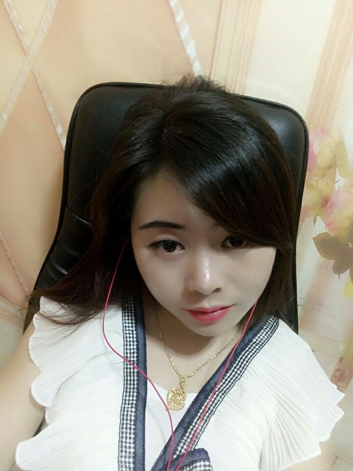 秀baby聊天的主播照片