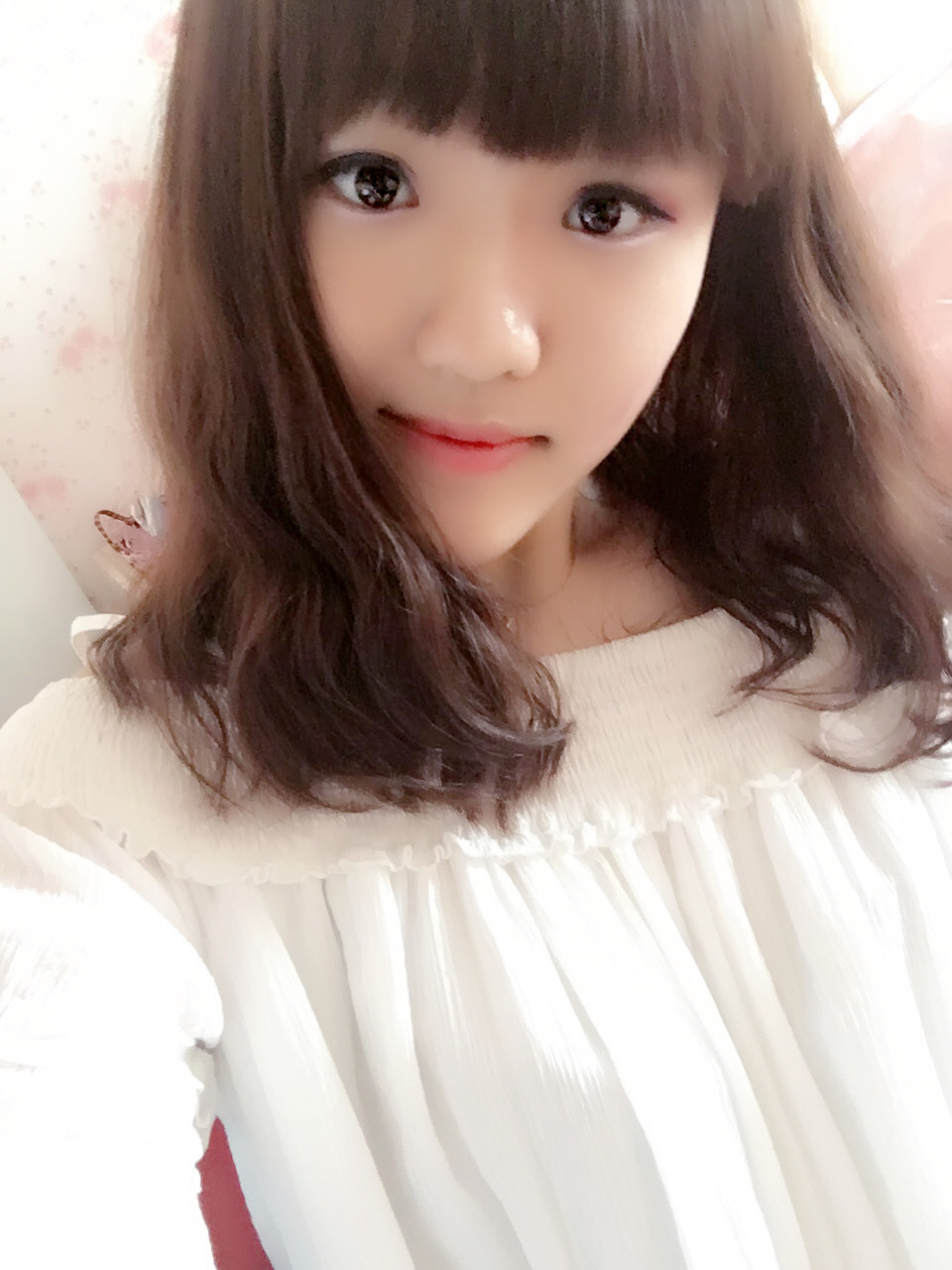 新人萌妹瘦多金的主播照片