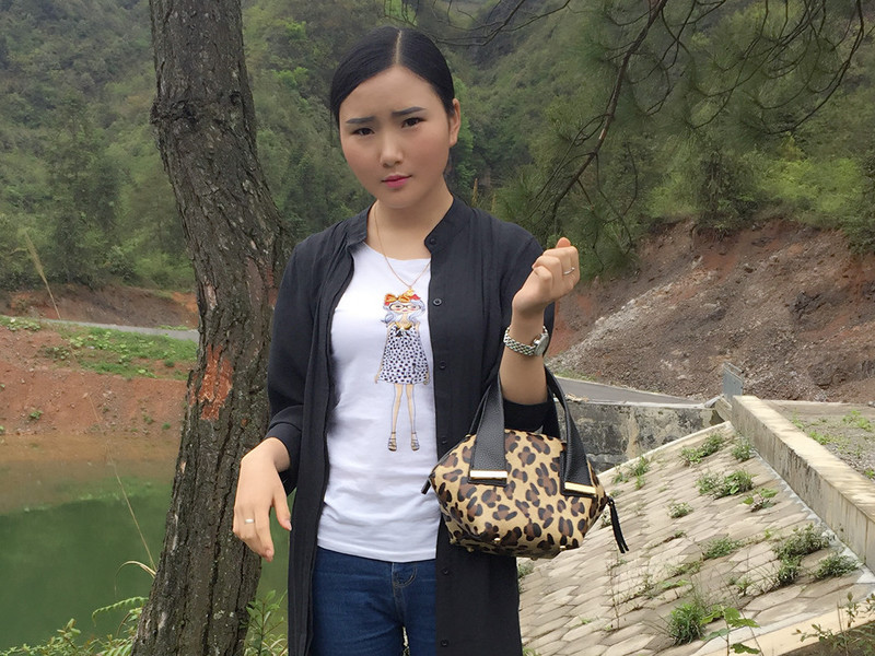小金花~的主播海报