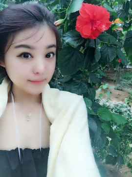 雪离儿主播照片
