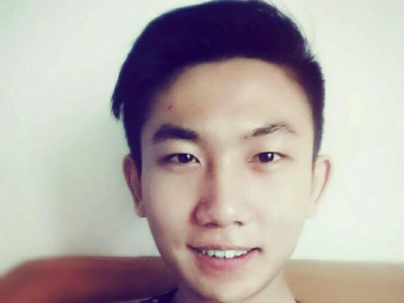 楚萧河的主播海报