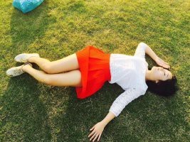 依曼儿主播照片