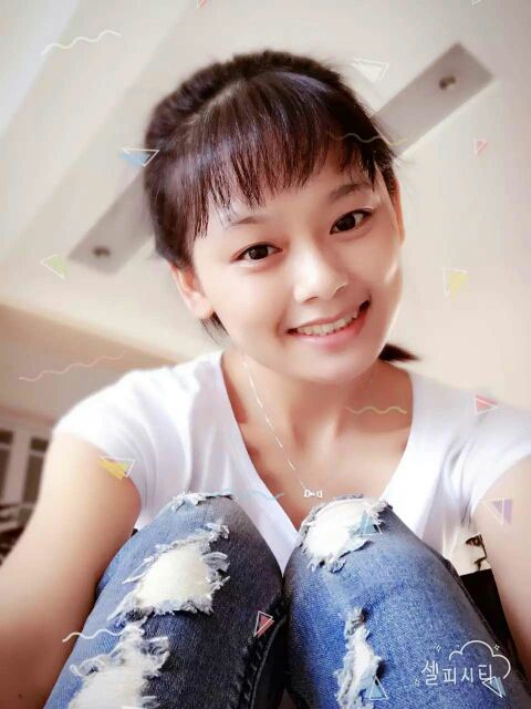 砖属小样美腿女公主姐的主播照片