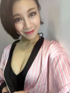 阿黛儿❤无聊到爆主播照片